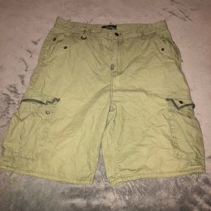 Men’s Green Cargo Shorts